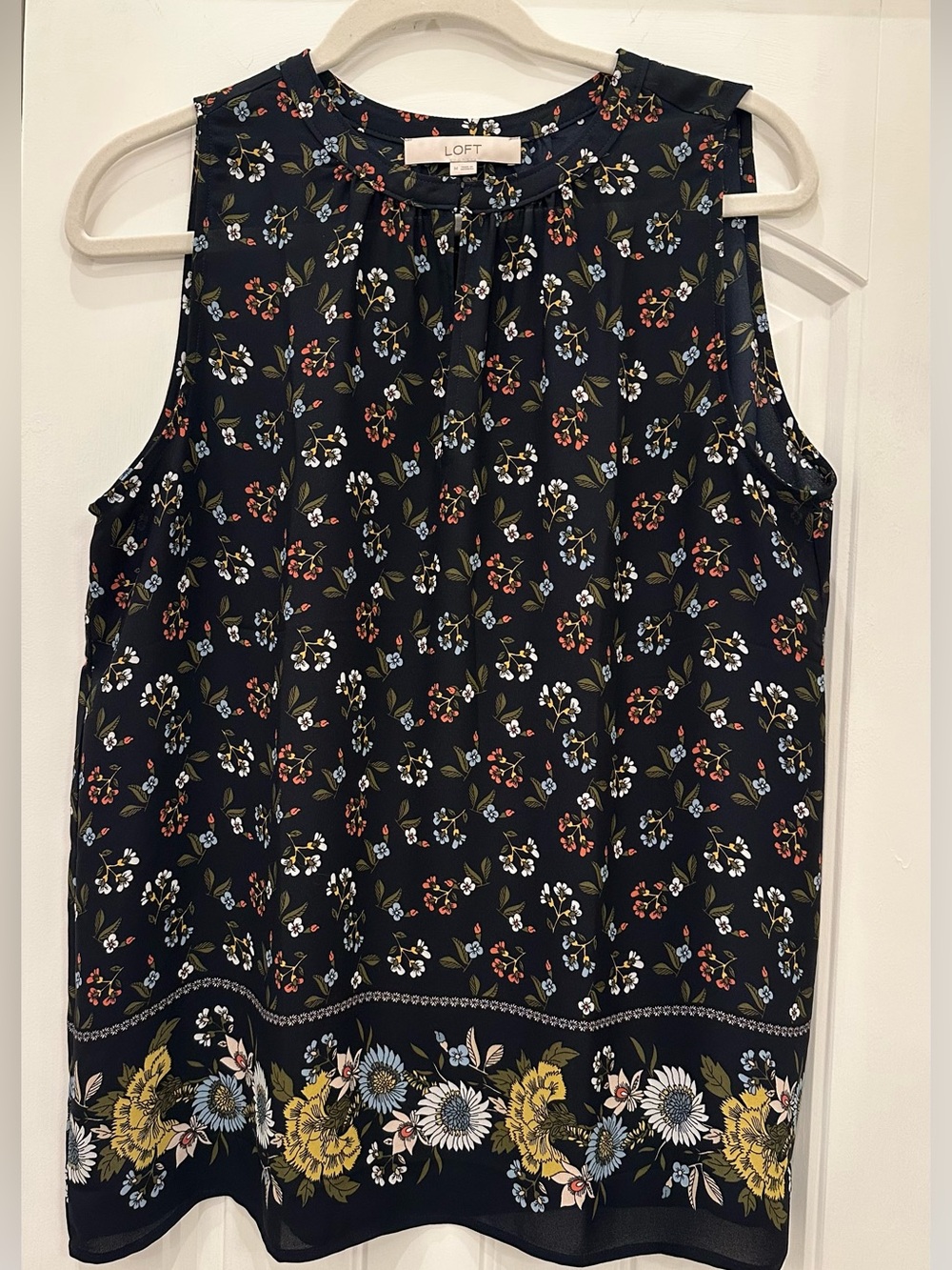 LOFT Navy Floral Sleeveless Top Medium